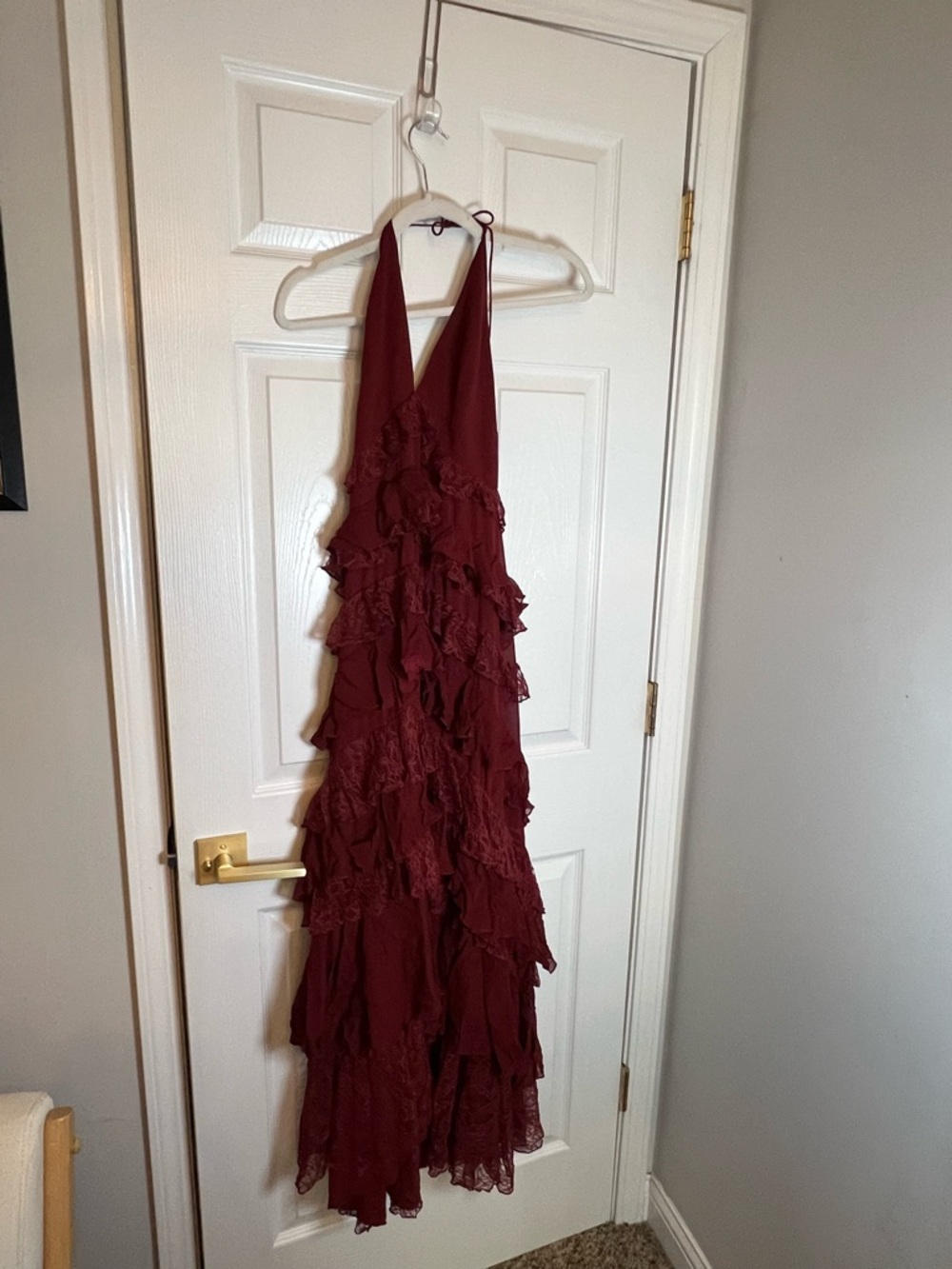 ALICE + OLIVIA Liana Tiered Ruffled Maxi Dress - Picture 6 of 11